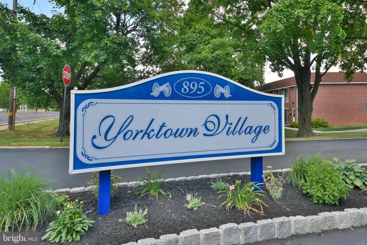 Photo 18 of 20 of 419 Brandywine Ct townhome
