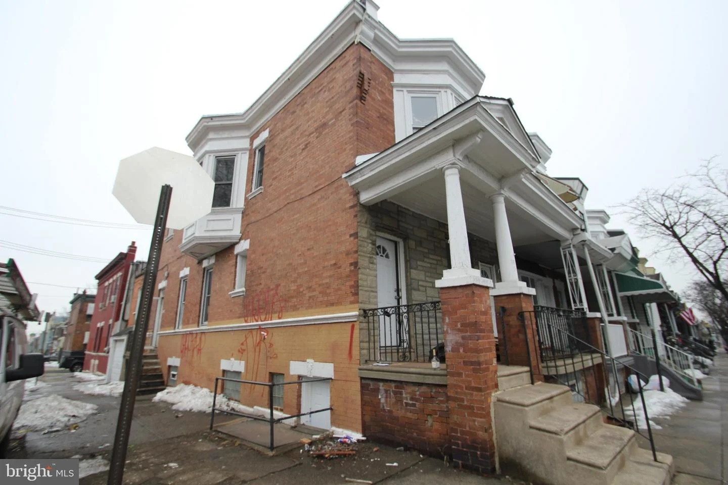 2865 N 27th Street