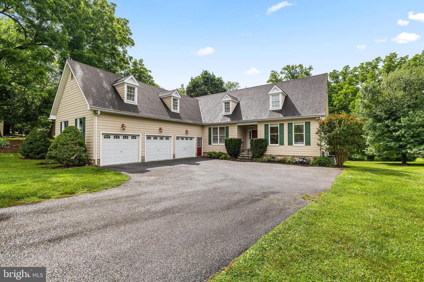 543 Allegheny Avenue, Towson, MD, 21204