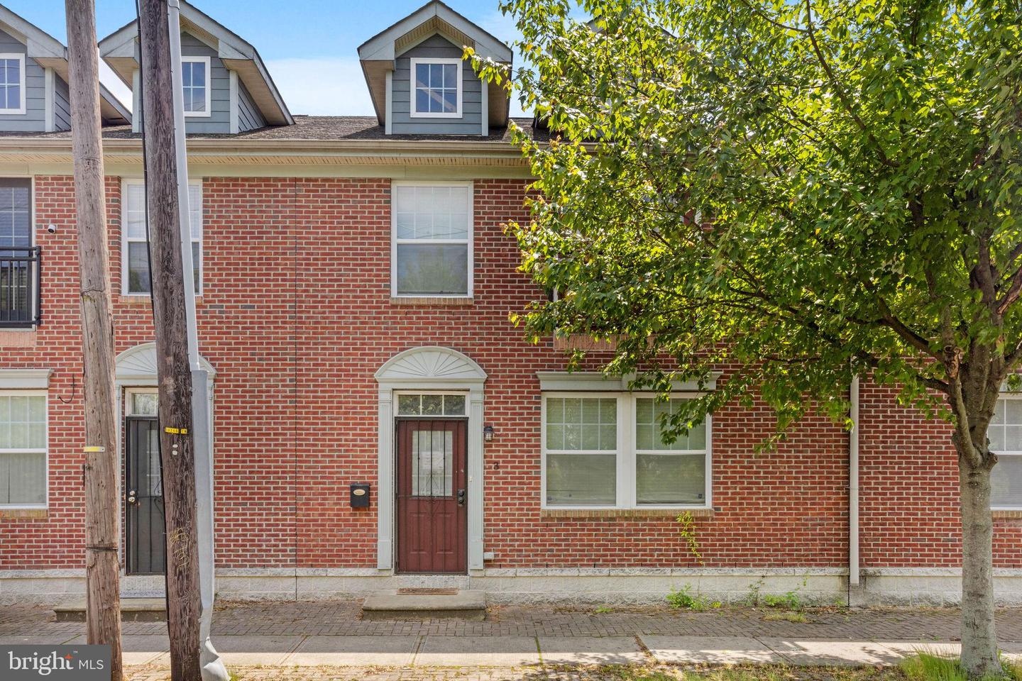 View Trenton, NJ 08618 townhome