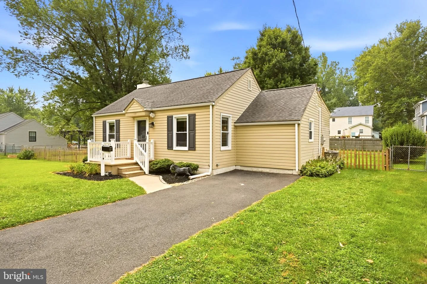 135 Longshore Avenue, Yardley, PA, 19067