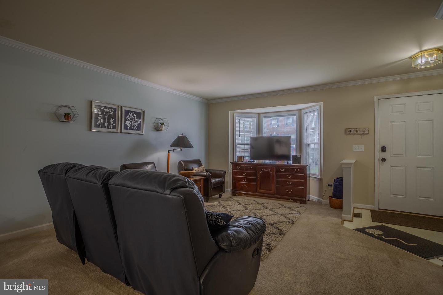 Photo 7 of 34 of 807 Desota Way townhome