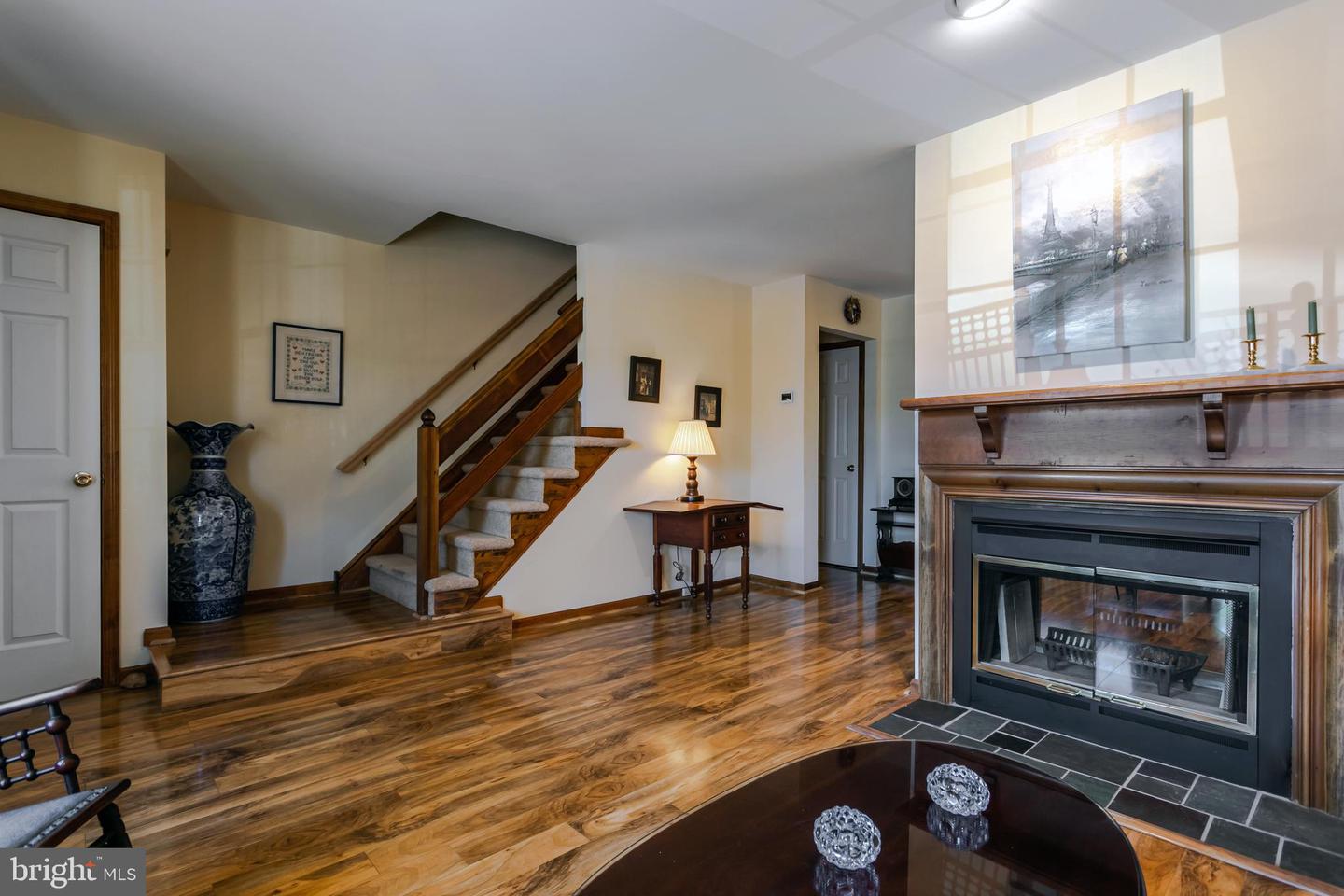 Photo 5 of 25 of 544 Hancock Ct townhome