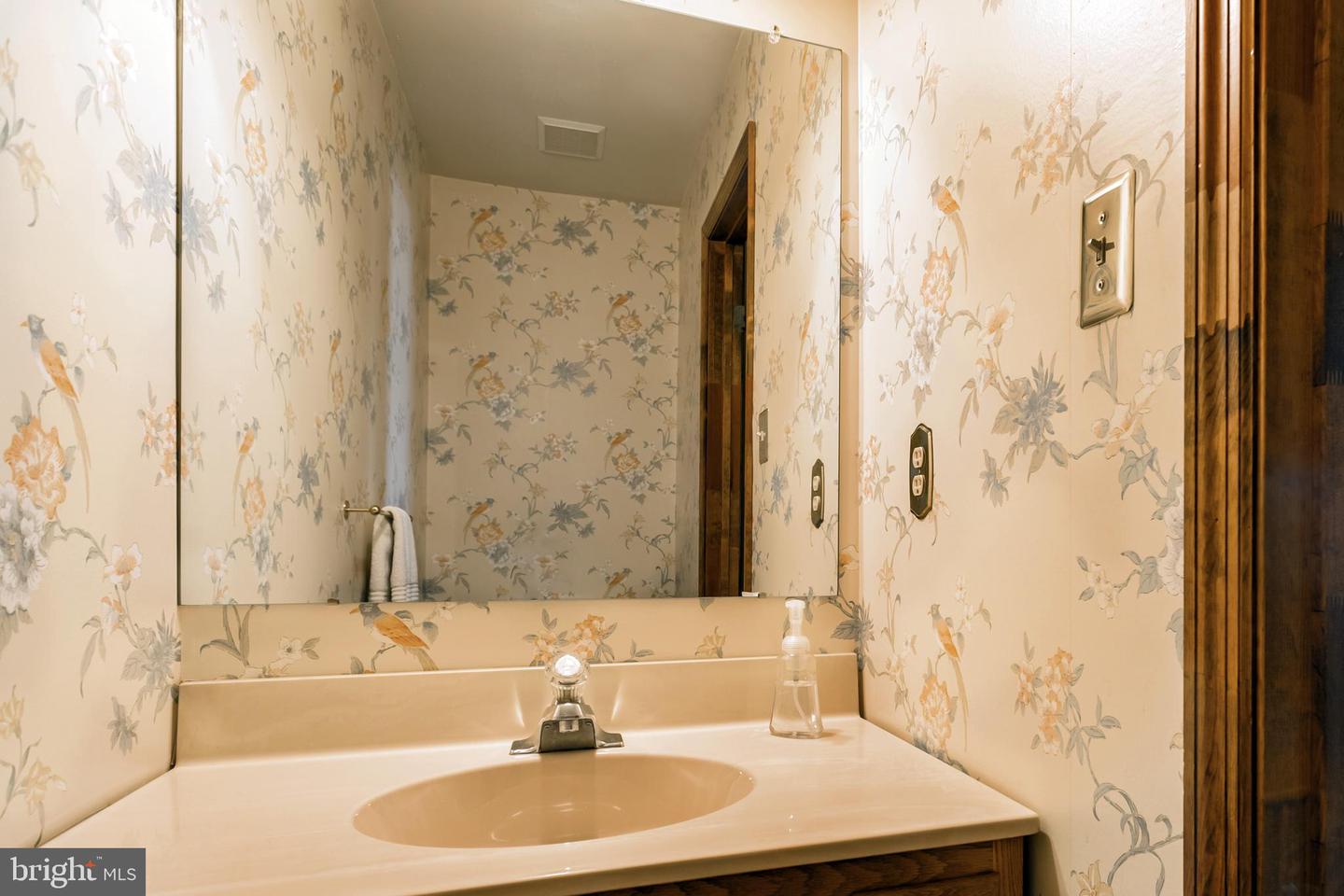 Photo 14 of 25 of 544 Hancock Ct townhome