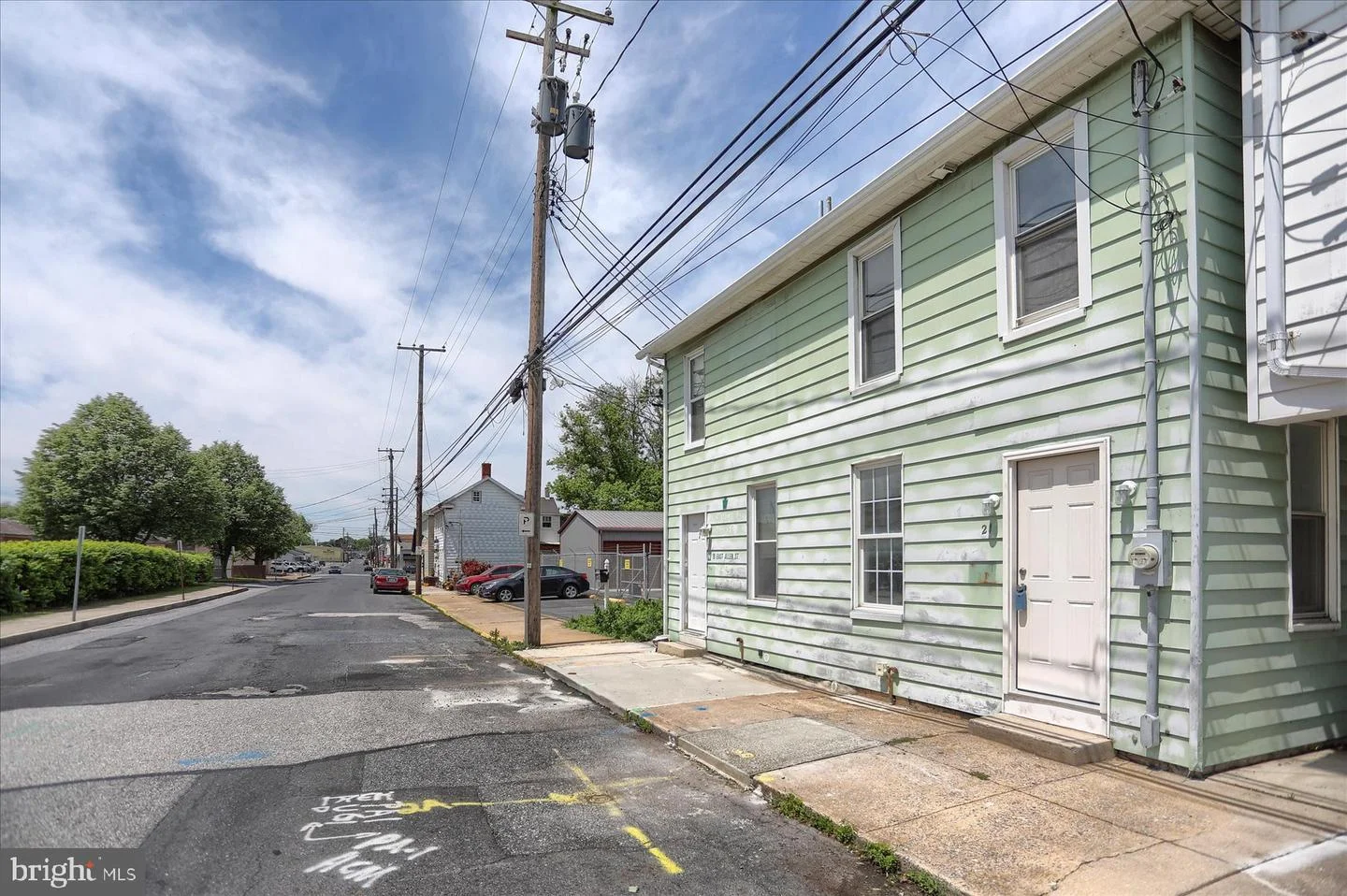 21 E Allen Street