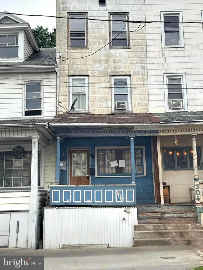 306 S 5th Street