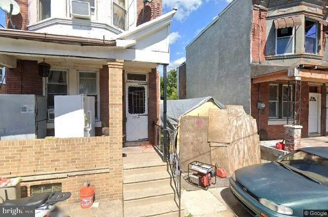 3947 Dell Street