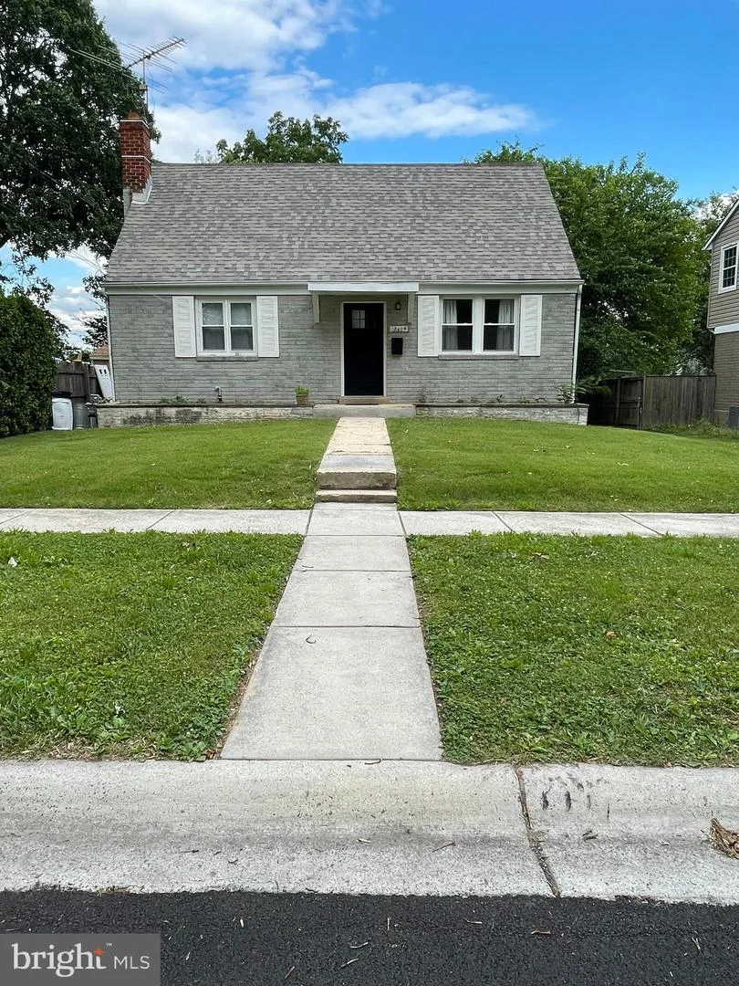 12405 Bushey Drive