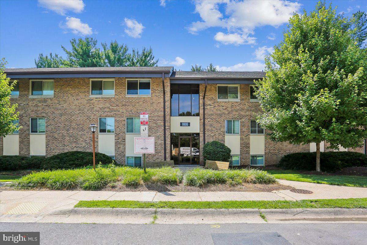9906 Walker House Road Unit 6, Montgomery Village, MD, 20886