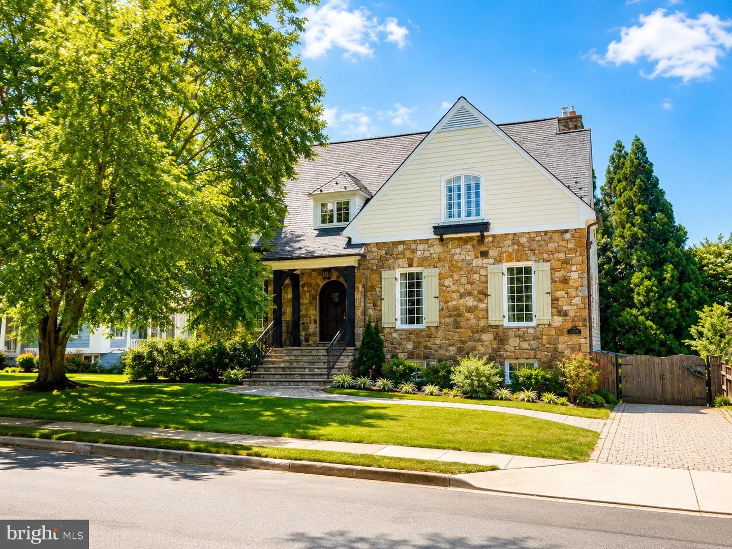 3212 N Rochester Street, Arlington, VA, 22213