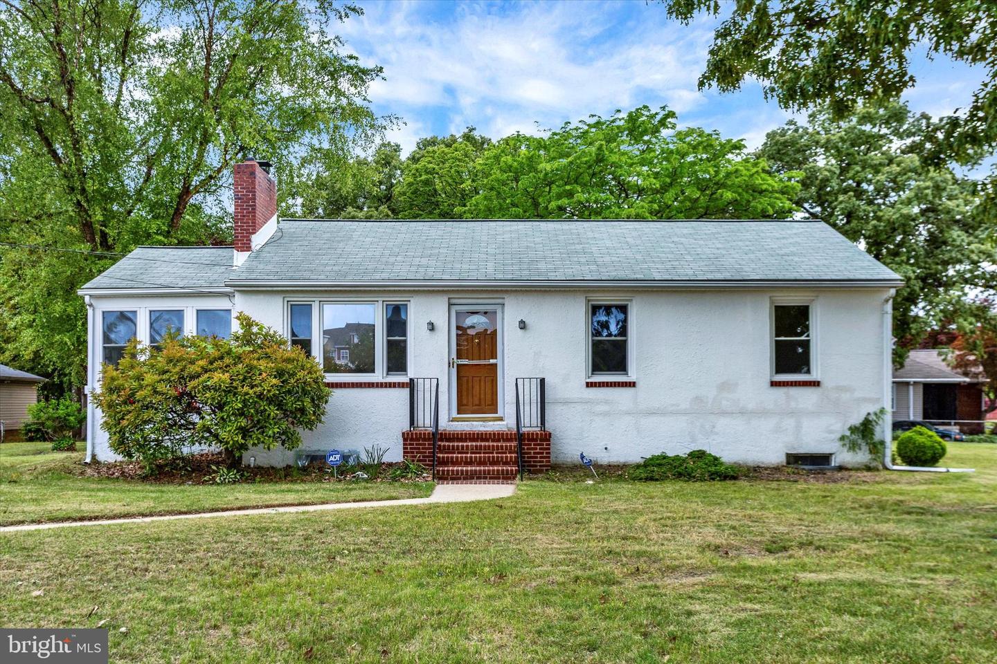 1835 Drew St