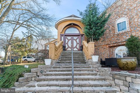 A home in Huntingdon Valley