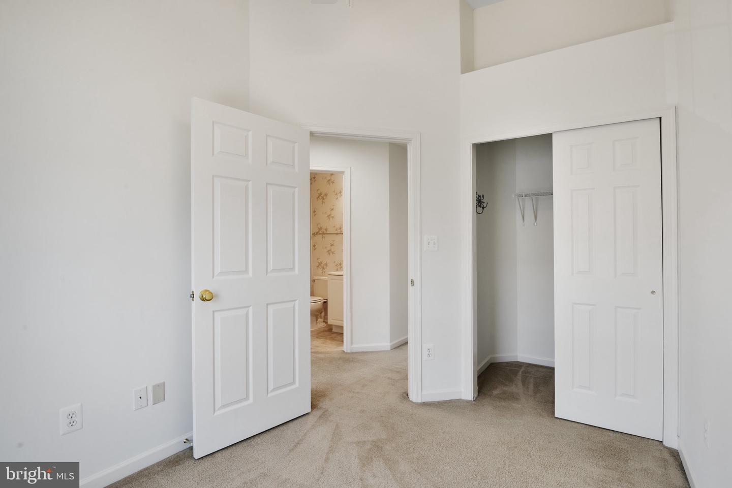 Photo 23 of 46 of 25322 Shipley Ter townhome