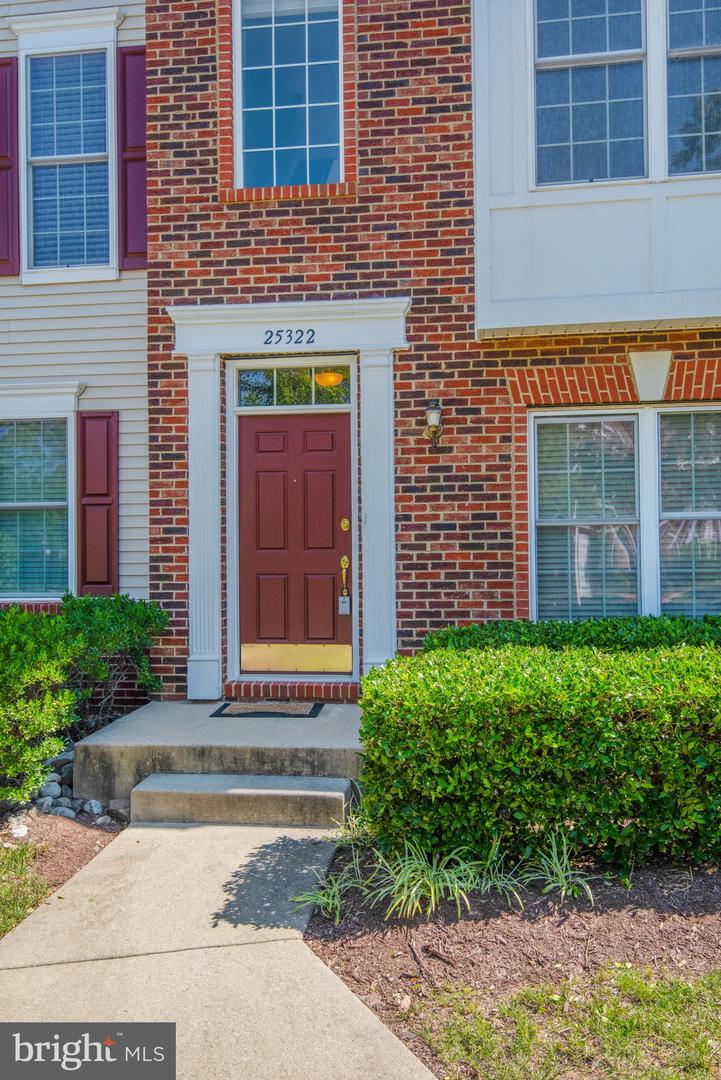Photo 37 of 46 of 25322 Shipley Ter townhome