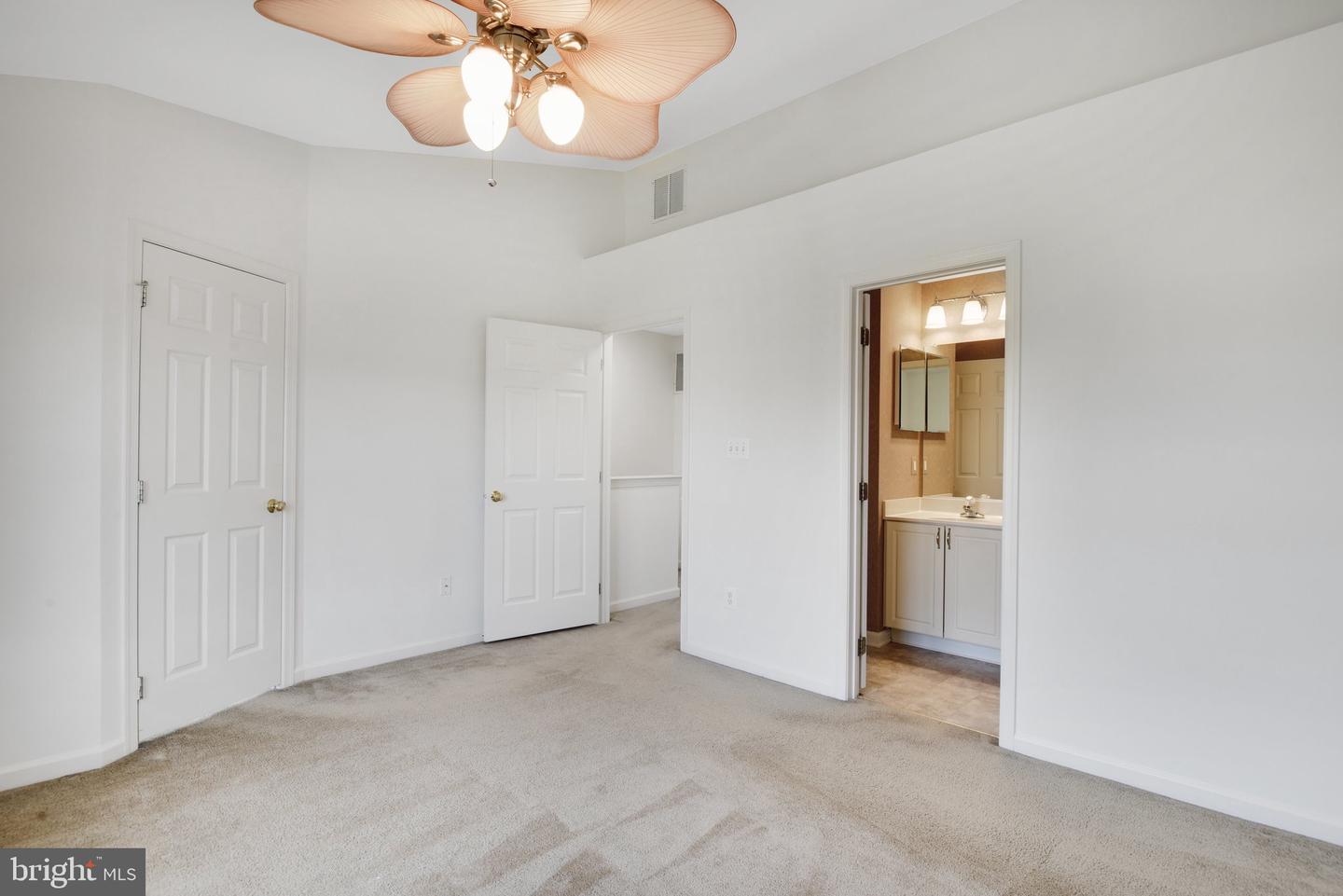 Photo 20 of 46 of 25322 Shipley Ter townhome