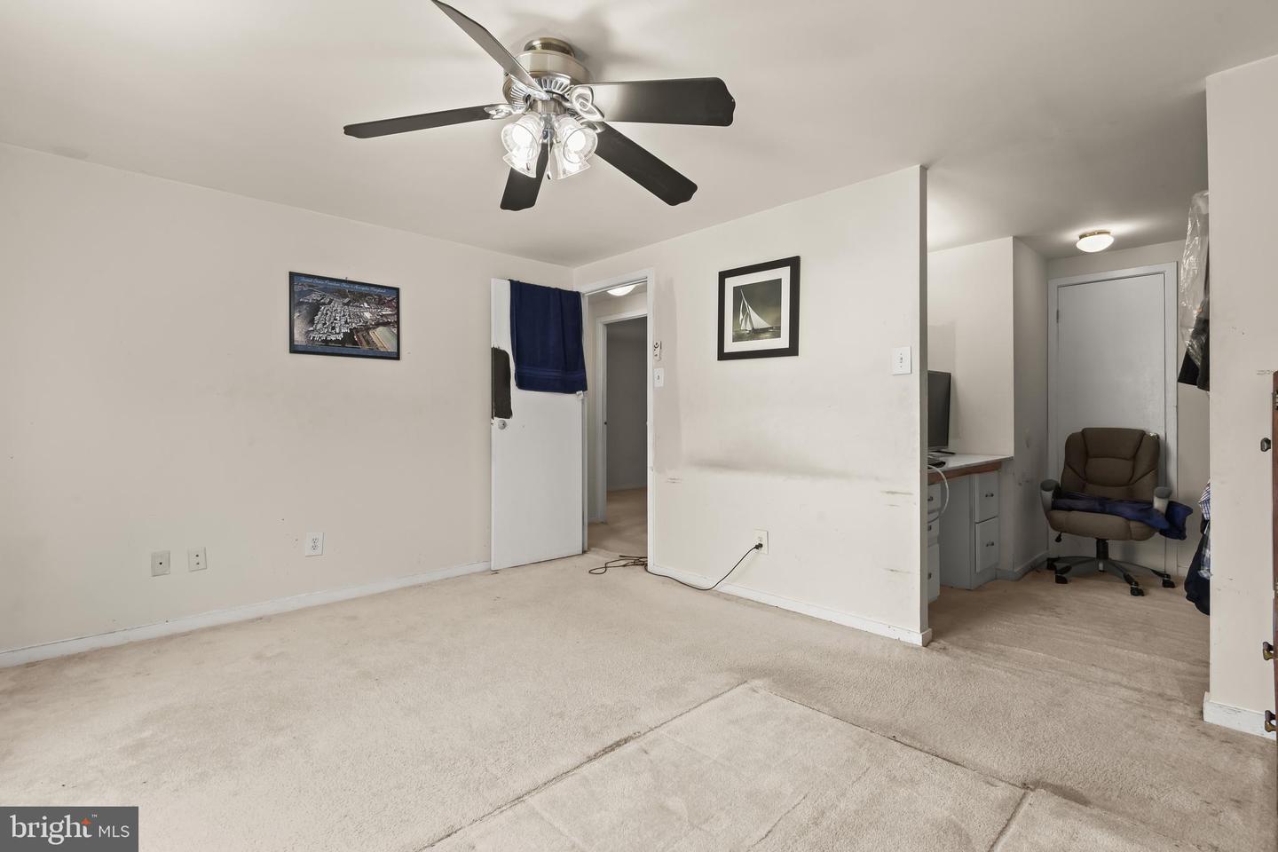 Photo 9 of 11 of 474 West Ct townhome
