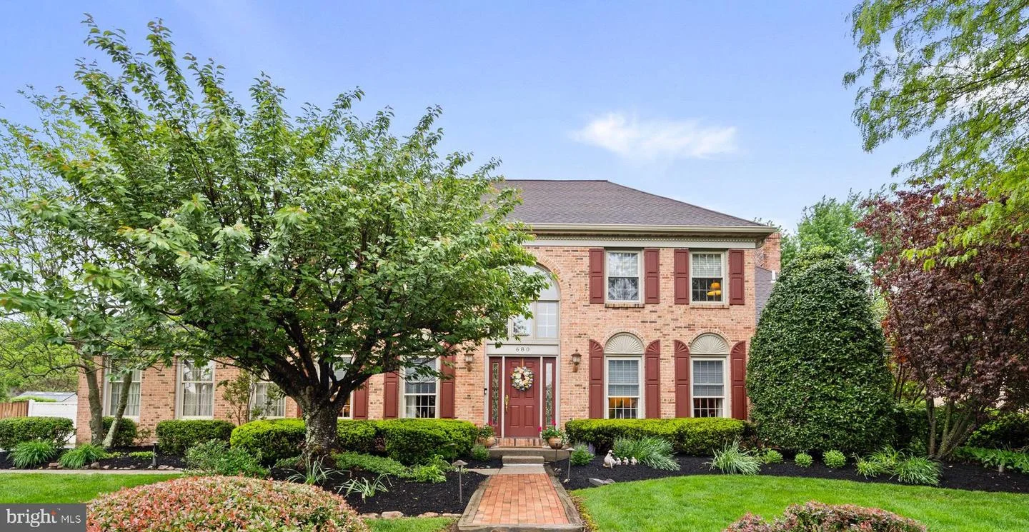 680 Fox Hollow Drive