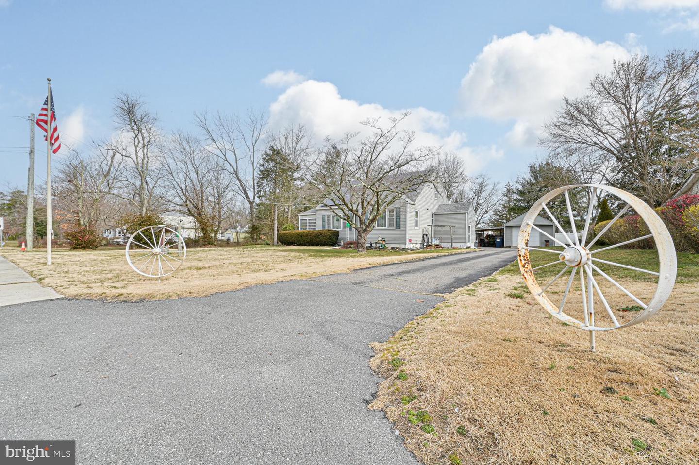 Photo 19 of 39 of 293 White Horse Pike W house