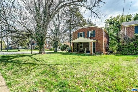 Duplex in Charlottesville VA 1040 Locust Ave Ave.jpg