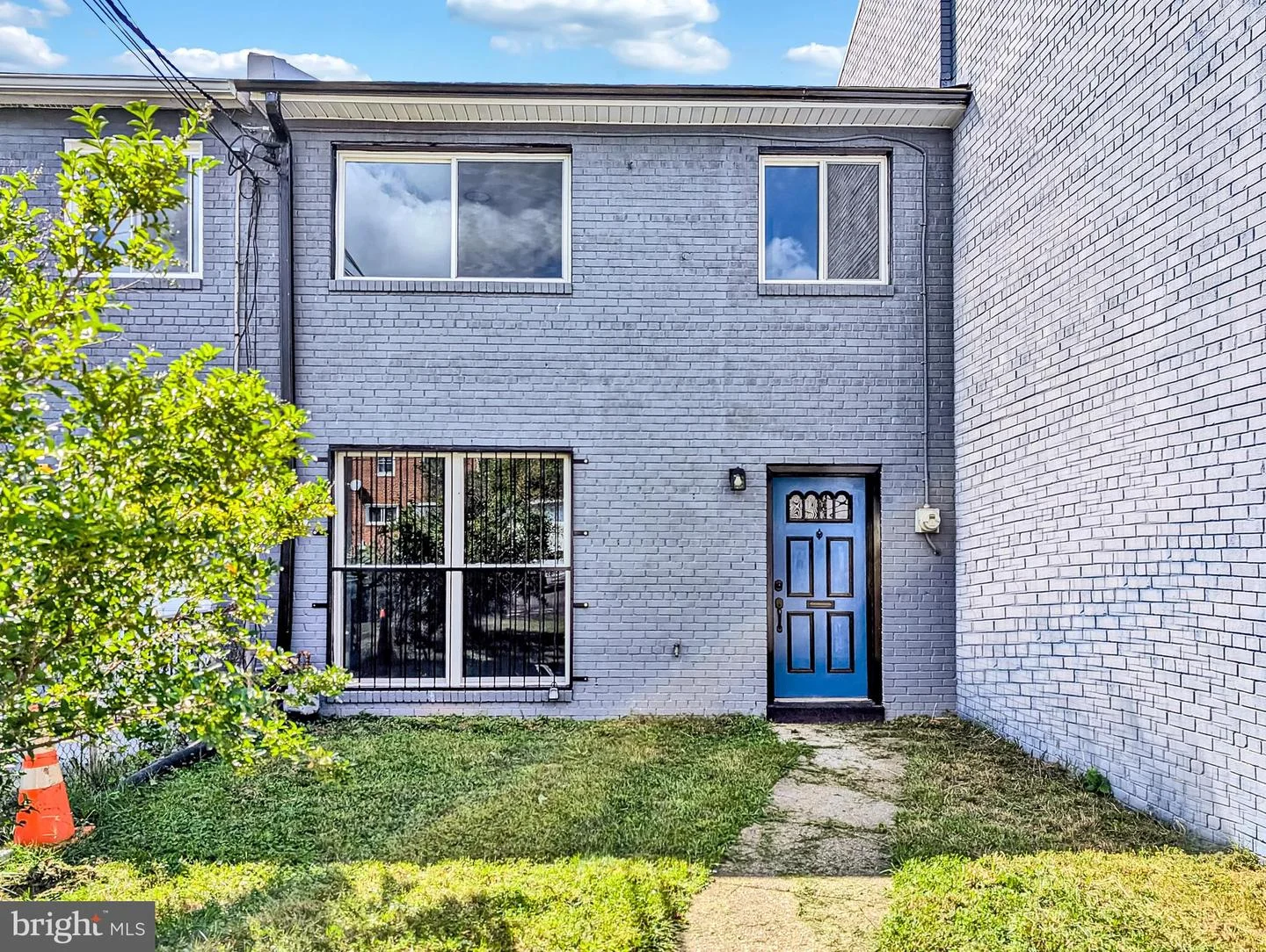 2240 15th Street NE