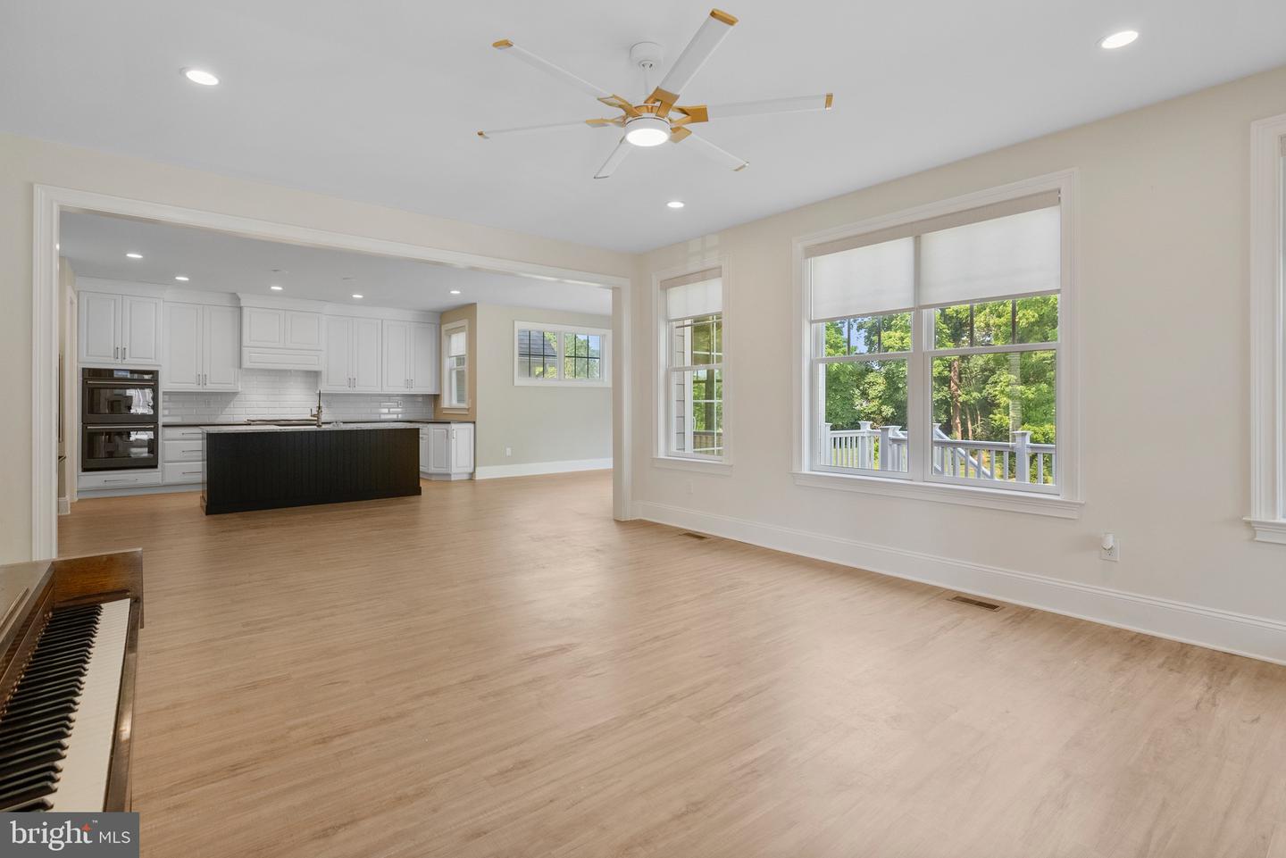 Photo 15 of 32 of 211 Daylesford Ct townhome