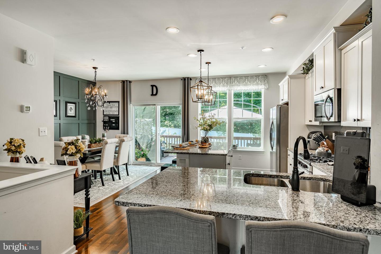 Photo 6 of 42 of 322 Dawson Pl townhome