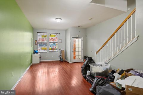 Townhouse in Philadelphia PA 4005 Haverford AVENUE 4.jpg