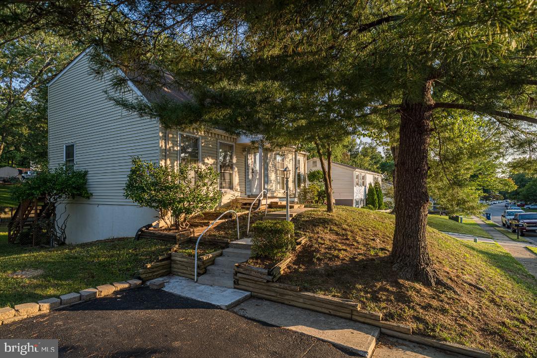 13811 Meadowbrook Rd