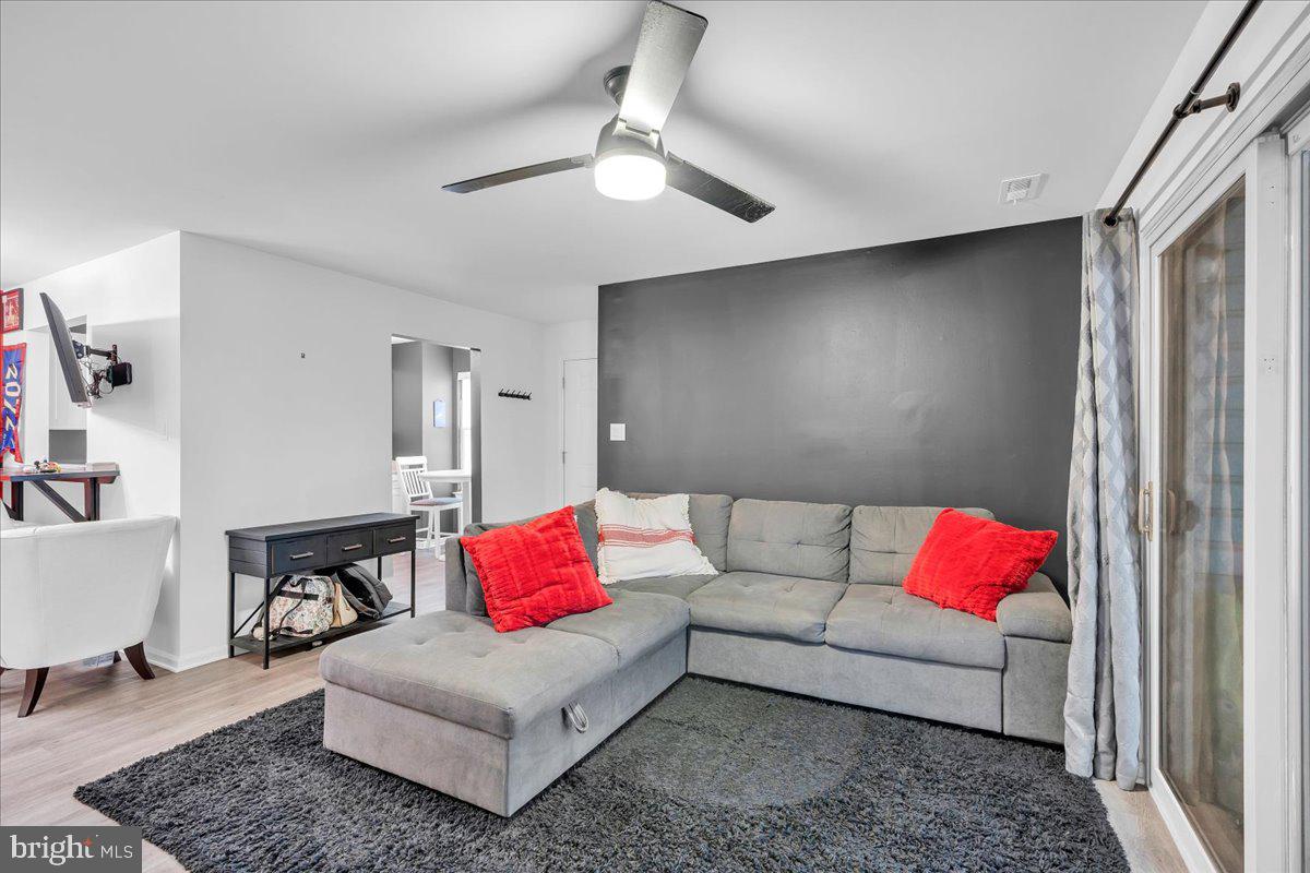 Photo 7 of 24 of 639 Covington Ct condo