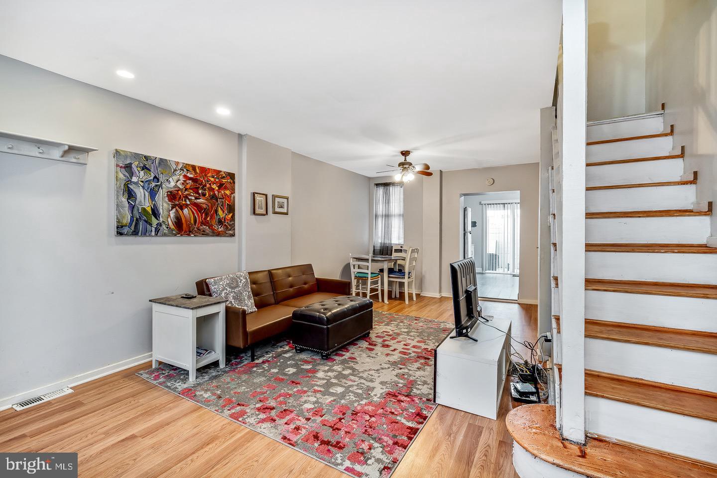 Photo 3 of 16 of 428 Greenwich St townhome