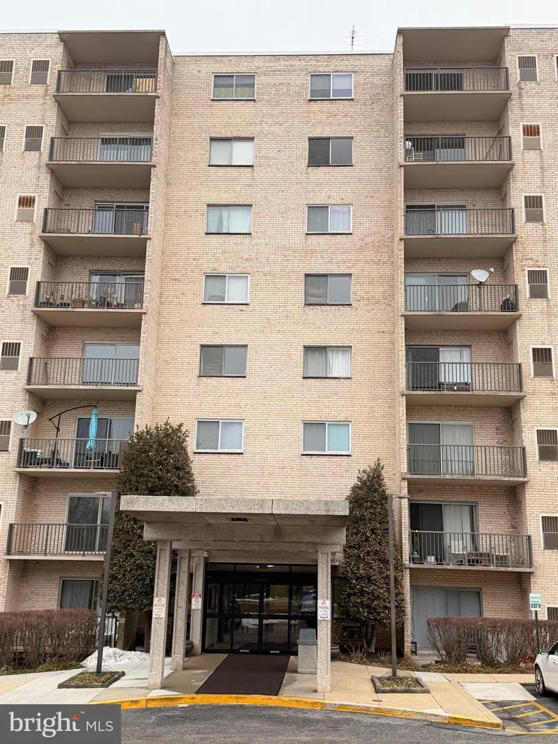 12001 Old Columbia Pike Unit 204