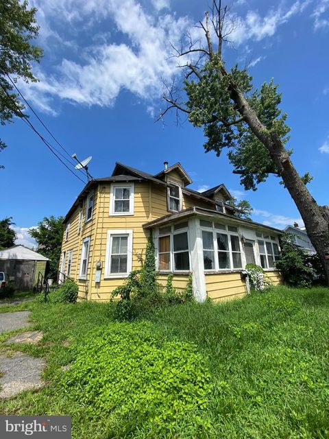 Single Family Residence in Cinnaminson NJ 1933 Broad STREET.jpg