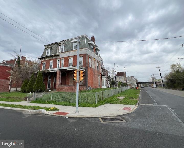 Listing image 1