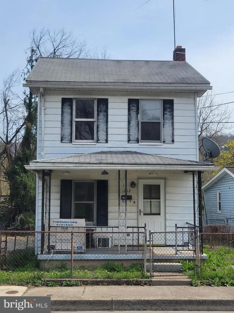 1218 N Market Street
