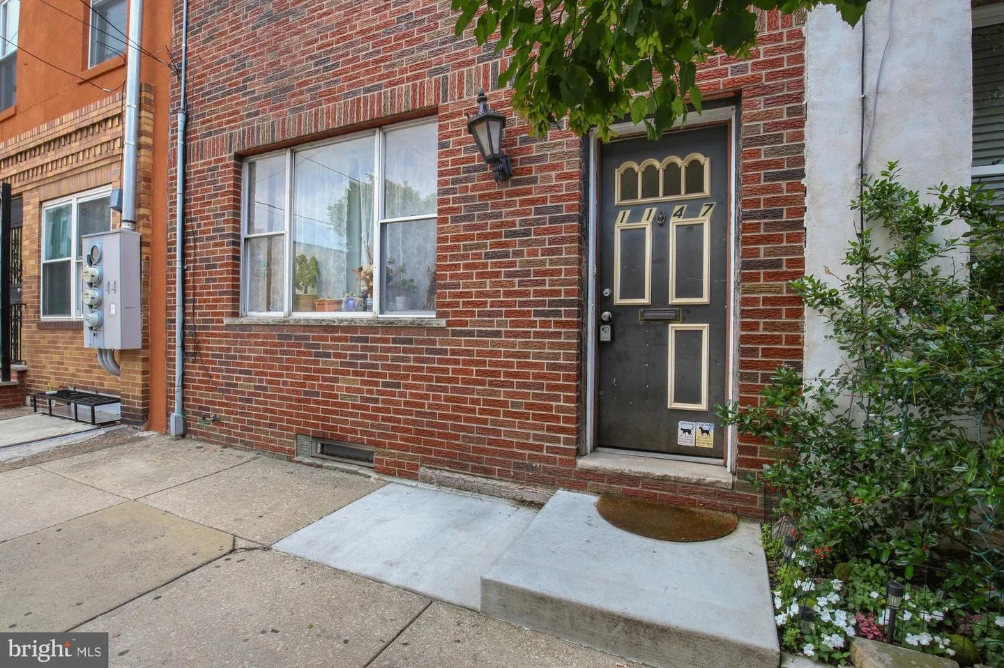 1147 S 10th Street