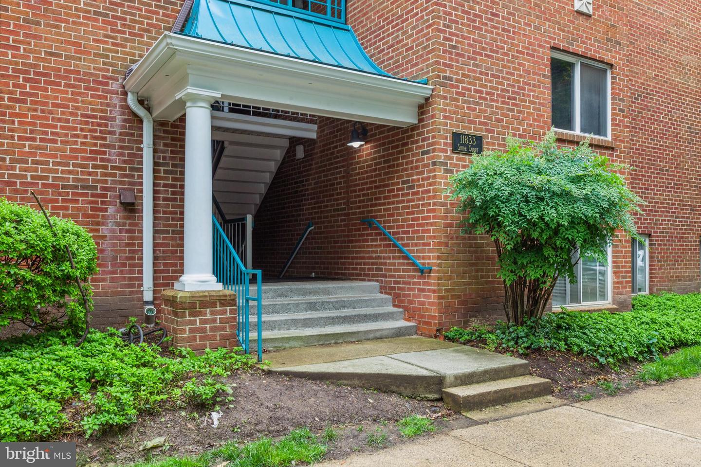 11833 Shire Ct #12c