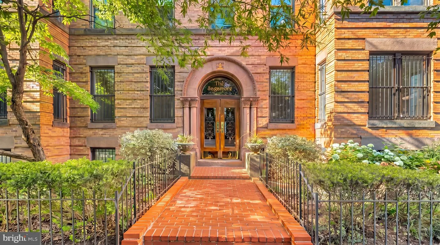 1824 S Street NW Unit 104