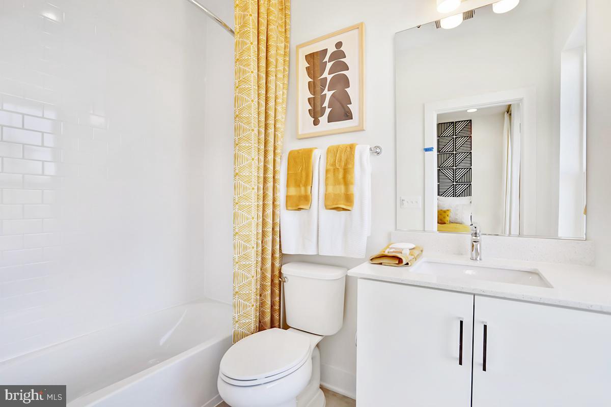 Photo 9 of 13 of 1880 Michael Faraday Dr #The Anderson Lot 20 townhome