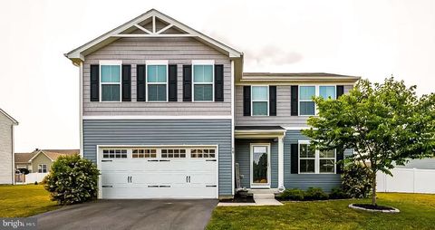 Single Family Residence in Martinsburg WV 50 Oxford WAY.jpg