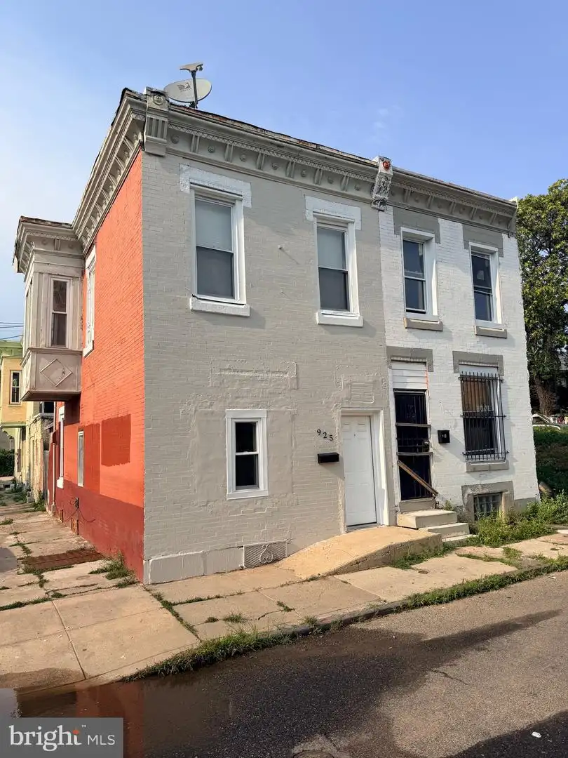 925 W Seltzer Street, Philadelphia, PA, 19133