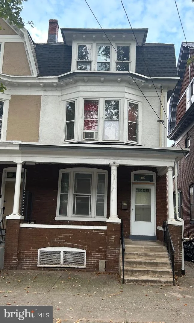 228 Emerald Street