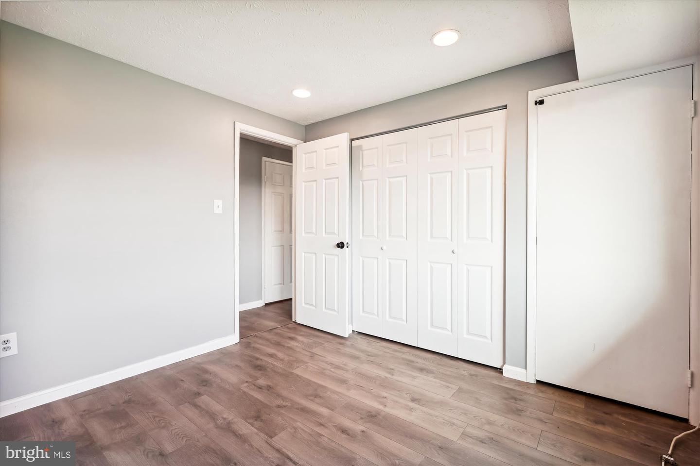 Photo 9 of 11 of 12405 HICKORY TREE WAY #633 condo