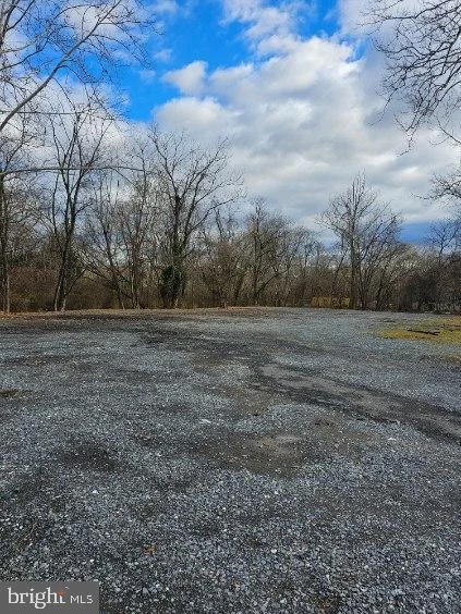Michaels Mill Road