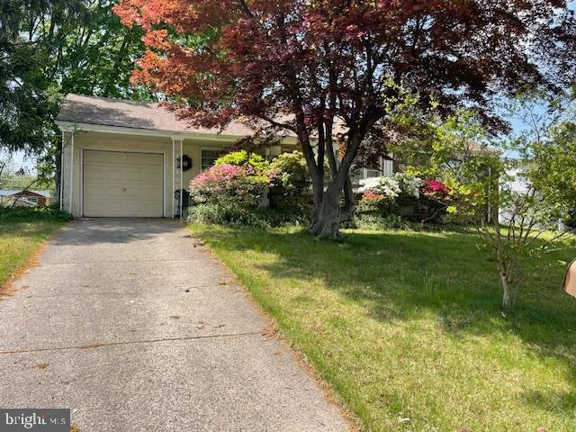 1102 Creswood Road