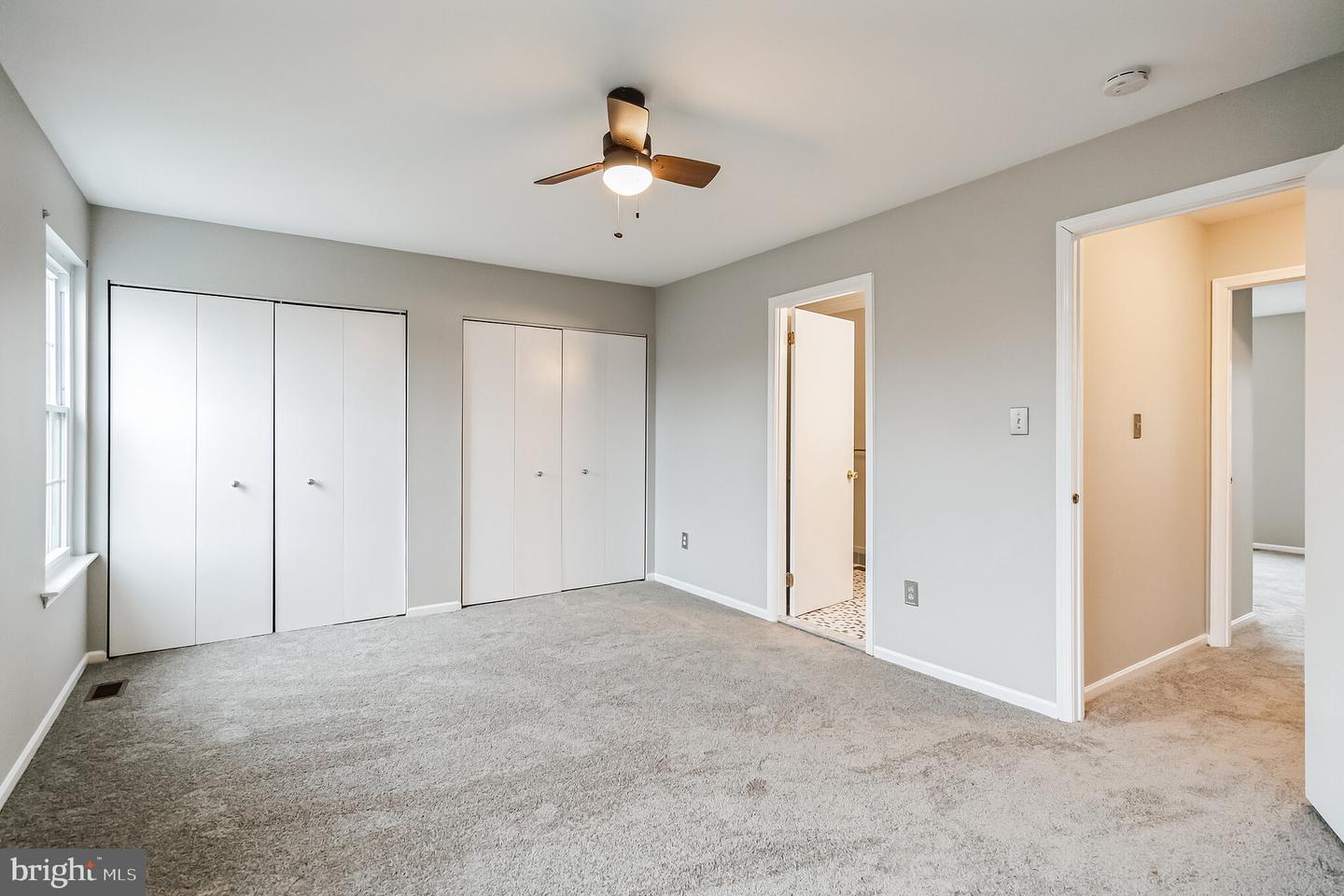 Photo 23 of 34 of 721 Sandalwood Ln townhome