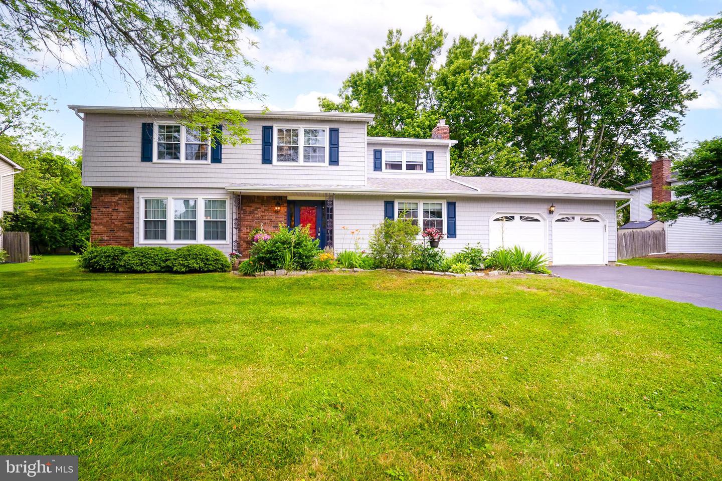 View Plainsboro, NJ 08536 house