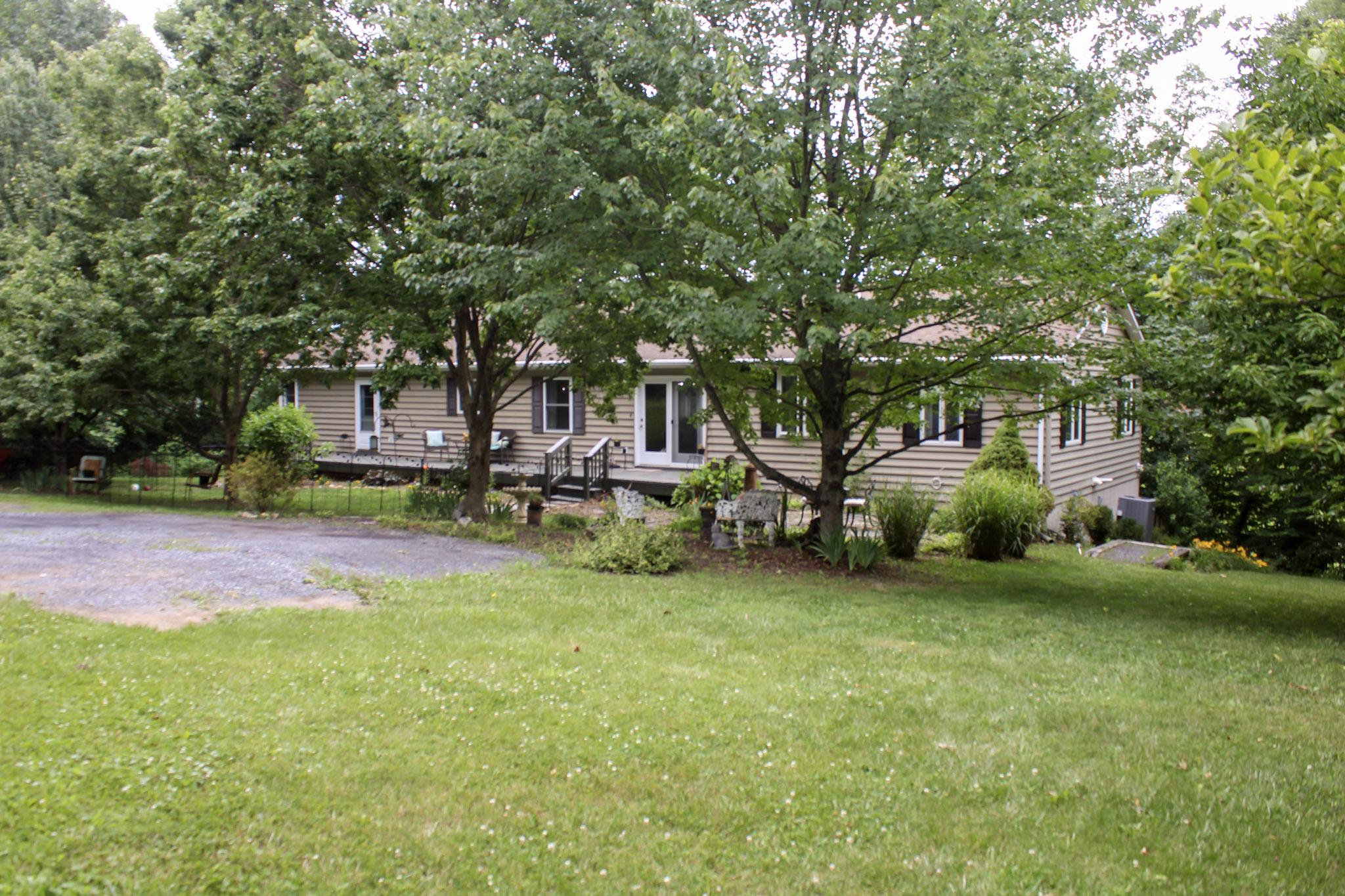 2891 Saumsville Road, Maurertown, VA, 22644