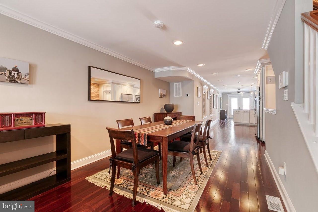 Photo 11 of 46 of 1339 S Charles St townhome