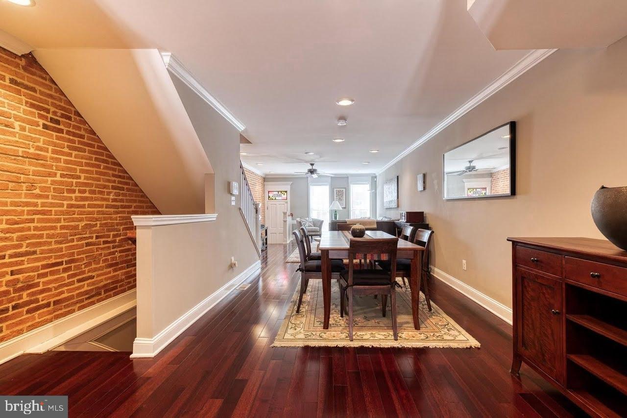 Photo 13 of 46 of 1339 S Charles St townhome