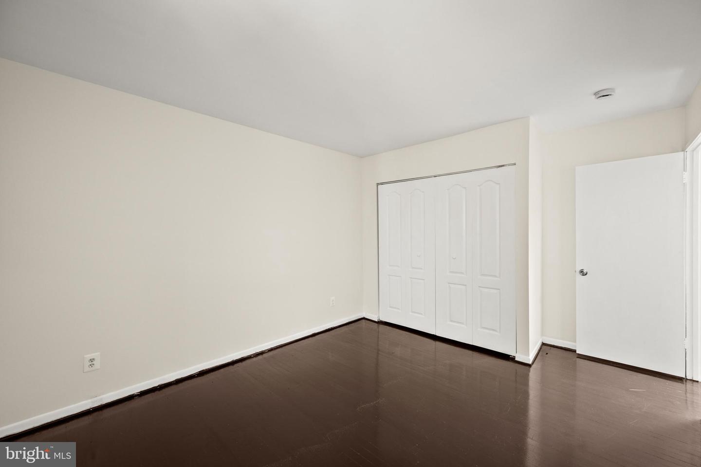 Photo 19 of 37 of 9586 Basket Ring Rd townhome